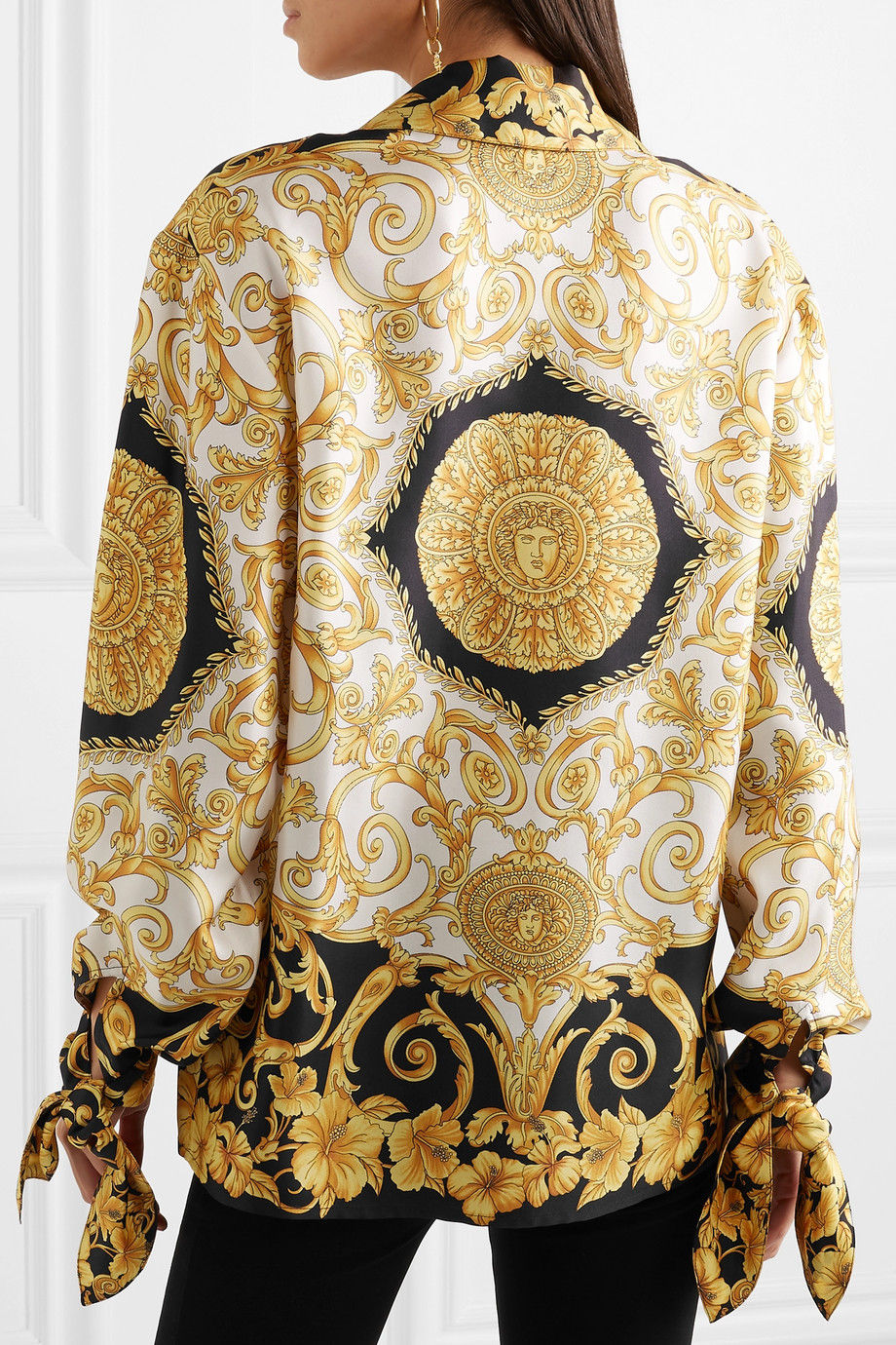 Блузка шелковая Versace для женщин