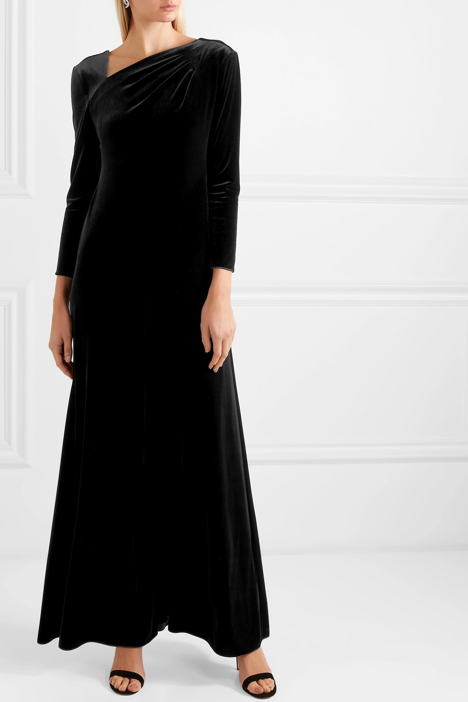Вечерние платья Giorgio Armani для женщин